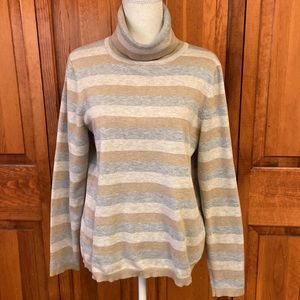 Retrology Turtleneck Striped Sweater 